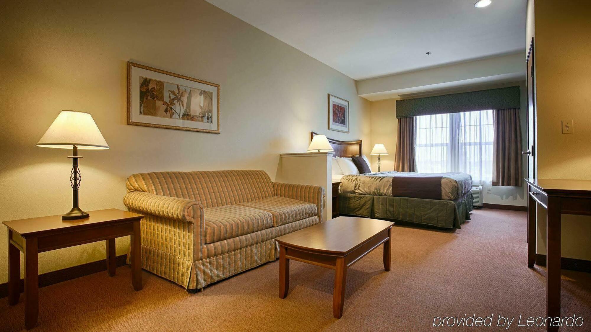 Hotel Western I-5 &